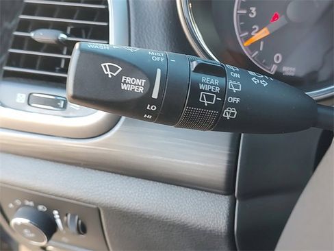 Certified 2021 Jeep Grand Cherokee Laredo w/ Security & Convenience Group image 25