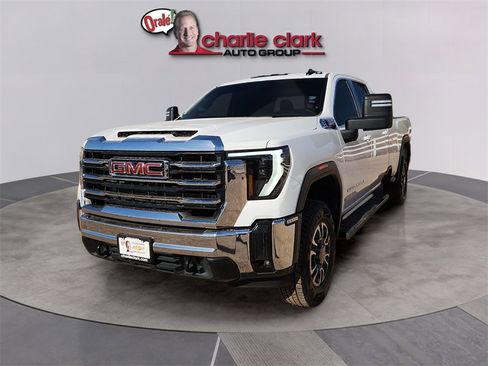 Used 2025 GMC Sierra 3500 SLE w/ SLE Value Package image 1