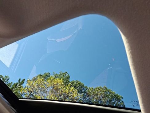 New 2026 Nissan Kicks SR w/ SR Premium Package image 12