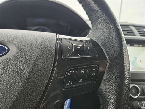 Used 2018 Ford Explorer XLT w/ Equipment Group 202A image 19