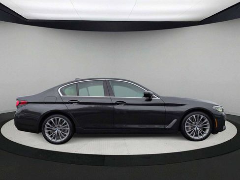 Certified 2023 BMW 530i xDrive w/ Premium Package AWD/4WD image 9