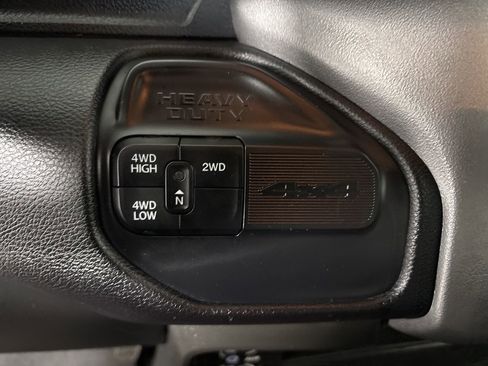 Used 2024 RAM 3500 Big Horn image 13