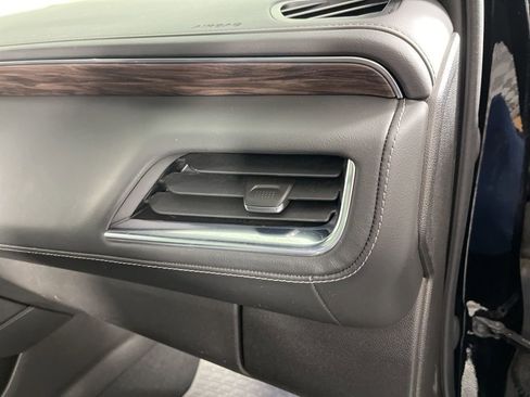 Used 2021 Chevrolet Tahoe Z71 image 11