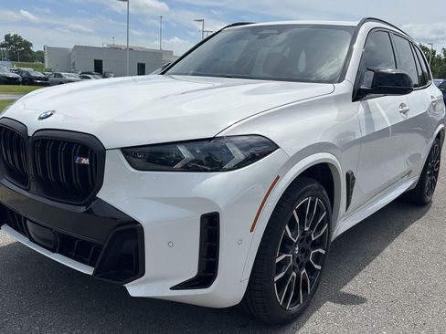 Certified 2025 BMW X5 M60i AWD/4WD image 5