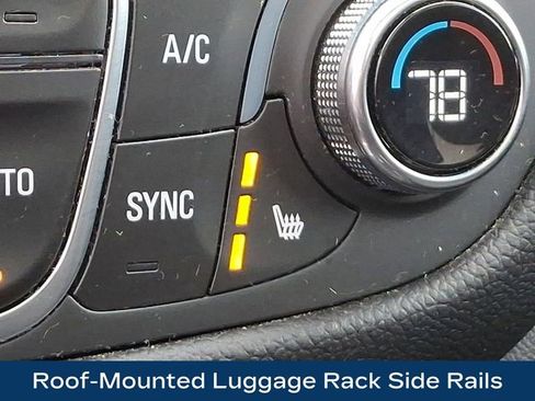 Used 2020 Chevrolet Equinox LT image 29