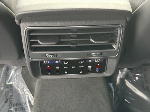 New 2026 Audi Q8 Premium Plus image 20