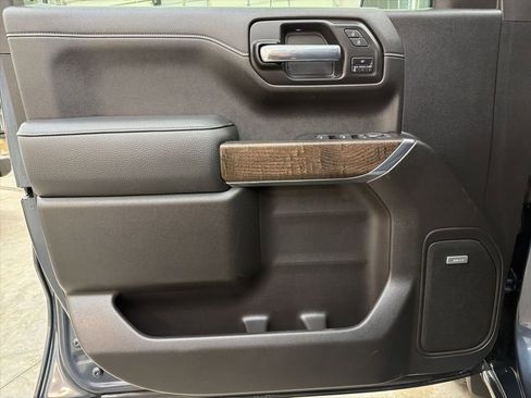 Used 2021 GMC Sierra 1500 Denali w/ Denali Ultimate Package image 32