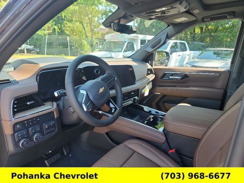 New 2025 Chevrolet Suburban High Country image 22