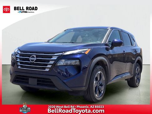 Used 2025 Nissan Rogue SV FWD image 1