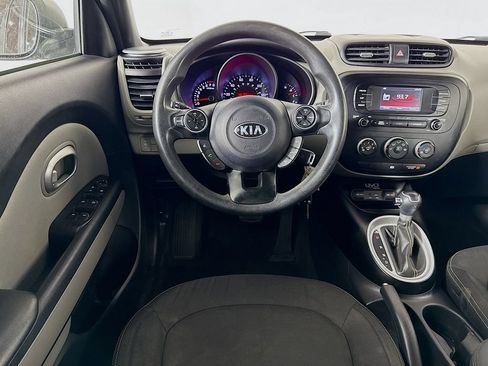 Used 2015 Kia Soul + FWD image 21