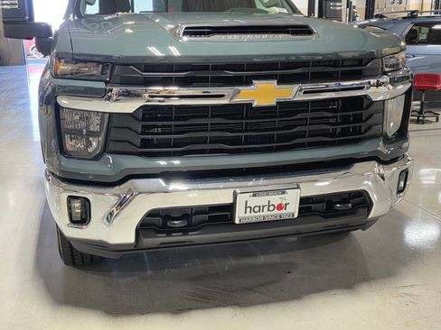 New 2026 Chevrolet Silverado 2500 LT w/ Convenience Package image 9