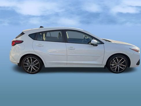 Used 2025 Subaru Impreza 2.0i Sport image 8