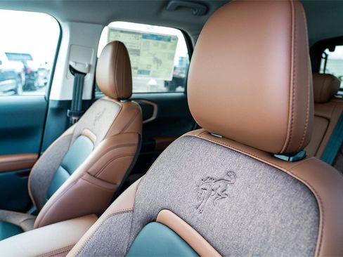 New 2026 Ford Bronco Sport Outer Banks w/ Outer Banks Tech Package+ AWD/4WD image 9