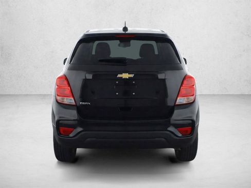 Used 2020 Chevrolet Trax LS FWD image 6