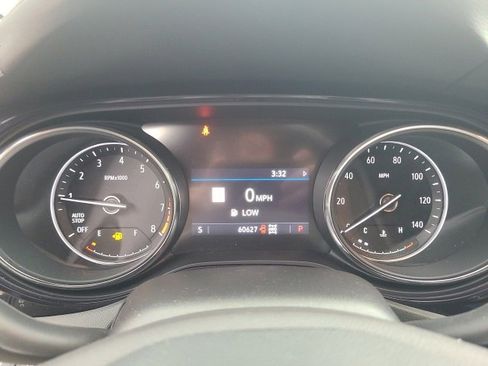 Used 2021 Buick Encore GX Essence w/ Advanced Technology Package image 24