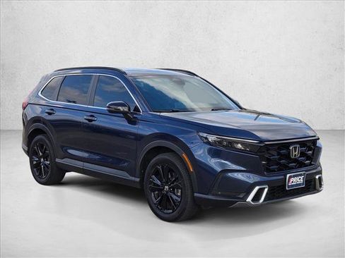 Used 2023 Honda CR-V Sport Touring image 3