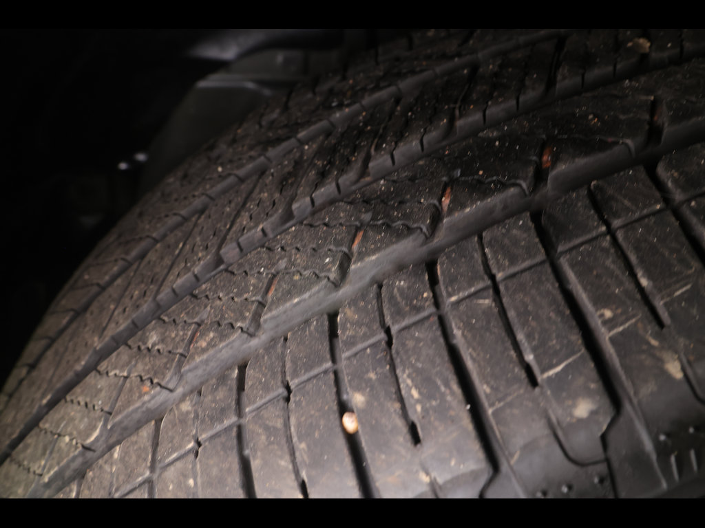 Used 2025 Honda Pilot Elite image 25