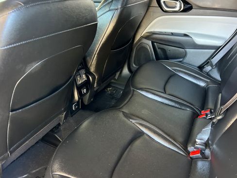 Used 2025 Jeep Compass Limited AWD/4WD image 4