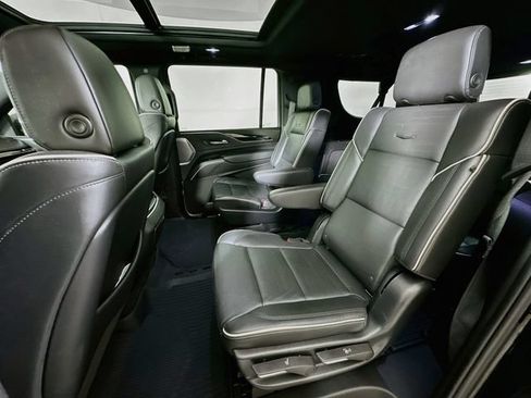 Used 2023 Cadillac Escalade ESV Sport w/ Touring Package AWD/4WD image 32