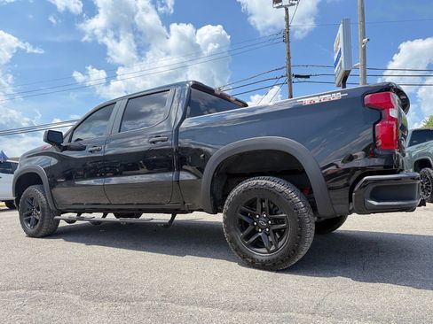 Used 2021 Chevrolet Silverado 1500 Custom Trail Boss w/ Midnight Edition AWD/4WD image 5