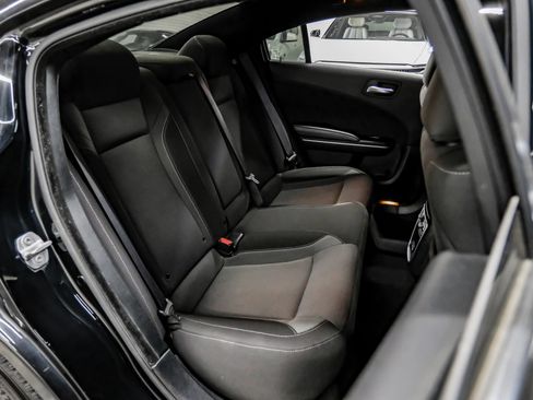 Used 2022 Dodge Charger SXT RWD image 46