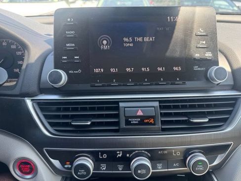 Used 2018 Honda Accord LX image 11