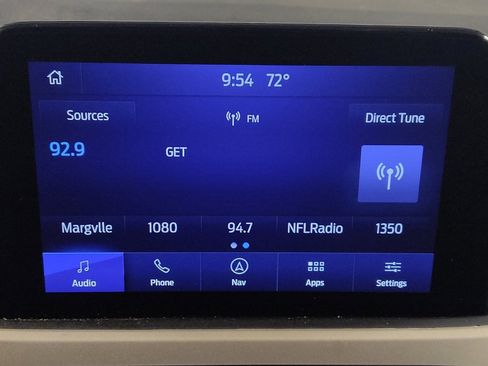 Used 2020 Ford Escape SE image 25