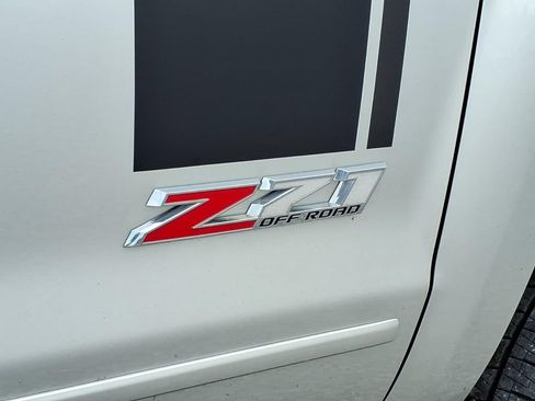 Used 2017 Chevrolet Silverado 1500 LT w/ Rally 2 Edition AWD/4WD image 15