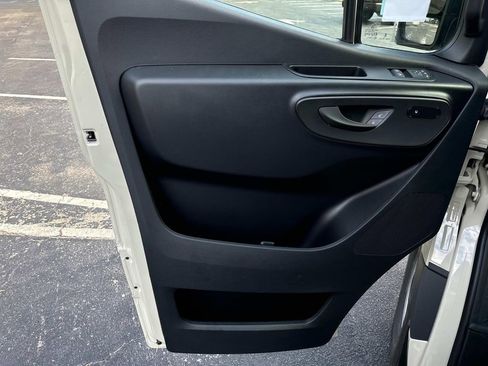 New 2025 Mercedes-Benz Sprinter 2500 image 19
