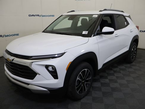 New 2026 Chevrolet TrailBlazer LT w/ Convenience Package image 12