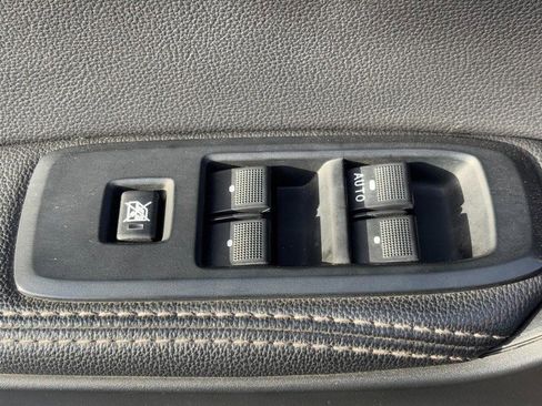 Used 2019 Ford Ranger Lariat w/ Equipment Group 501A Mid image 24