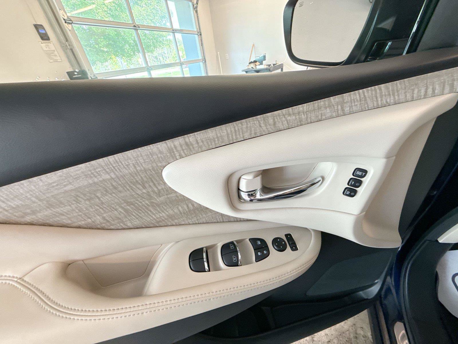 Used 2023 Nissan Murano SL w/ SL Moonroof Package AWD/4WD image 15