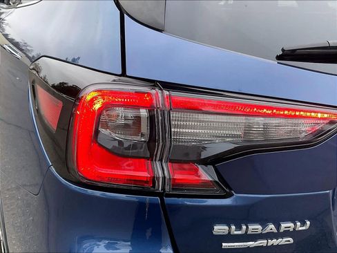 Used 2022 Subaru Outback Limited image 31