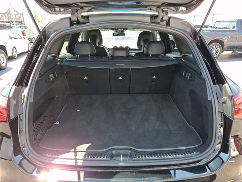 Used 2024 Mercedes-Benz GLC 300 4MATIC image 28