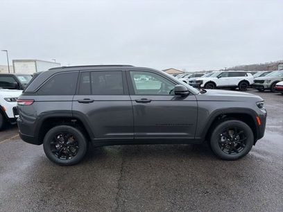 New 2026 Jeep Grand Cherokee Altitude