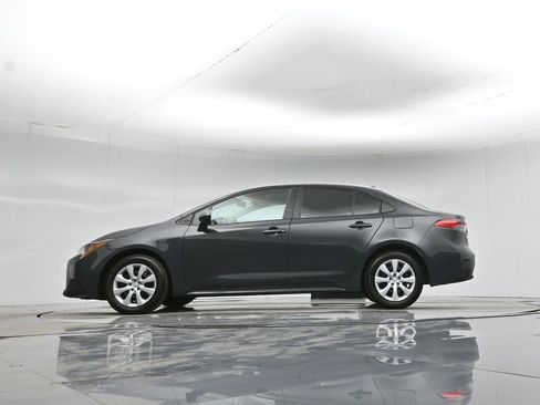 Used 2024 Toyota Corolla LE image 8