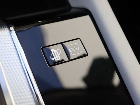 Used 2023 Mitsubishi Outlander SEL image 23