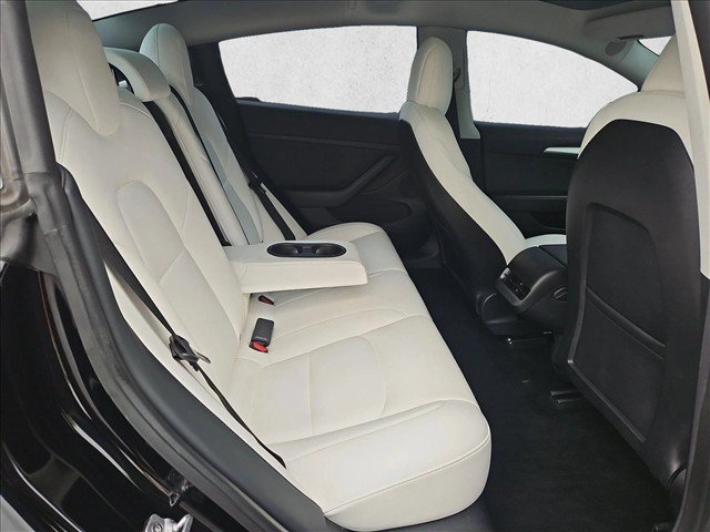 Used 2022 Tesla Model 3 RWD image 28