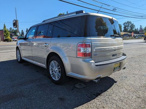 Used 2018 Ford Flex SEL w/ Equipment Group 202A image 4