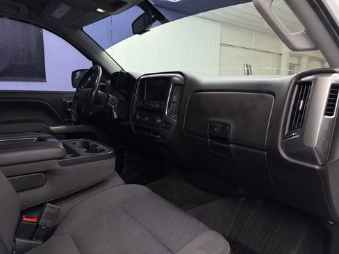 Used 2018 Chevrolet Silverado 1500 LT w/ All Star Edition AWD/4WD image 6