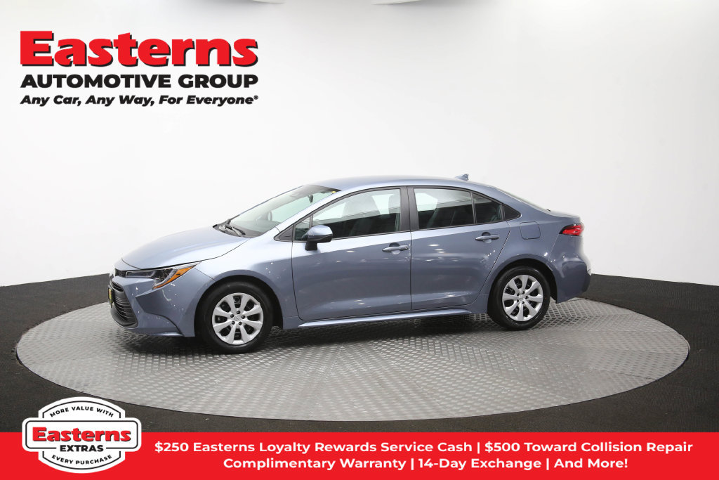 Used 2025 Toyota Corolla LE FWD image 59