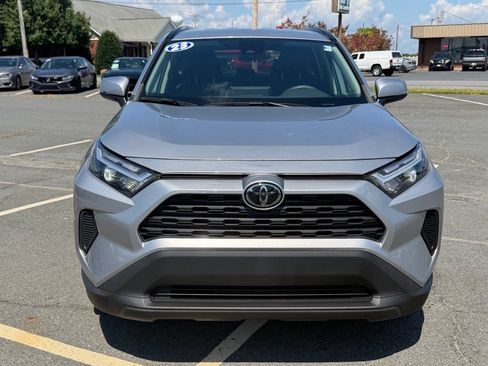 Used 2023 Toyota RAV4 XLE FWD image 9