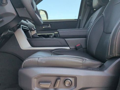New 2026 Toyota Tundra Limited AWD/4WD image 12