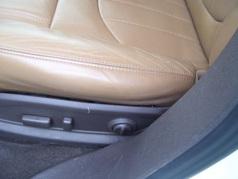 Used 2013 Buick Enclave Premium AWD/4WD image 14