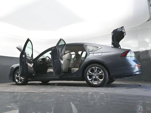 Used 2024 Honda Accord EX image 38