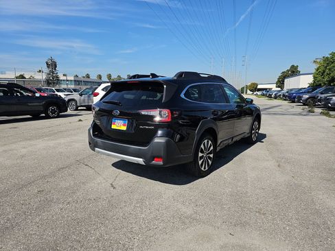 Used 2023 Subaru Outback Limited image 7