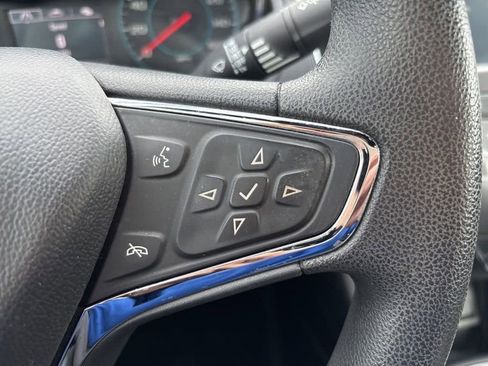 Used 2018 Chevrolet Cruze LT w/ Convenience Package image 17