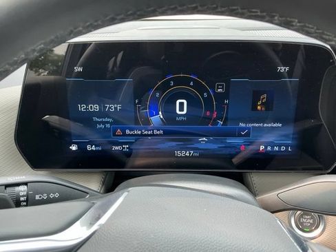 Used 2025 Chevrolet Equinox LT w/ Convenience Package II AWD/4WD image 23