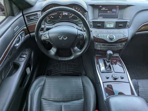 Used 2016 INFINITI Q70 3.7 w/ Sport Package RWD image 15