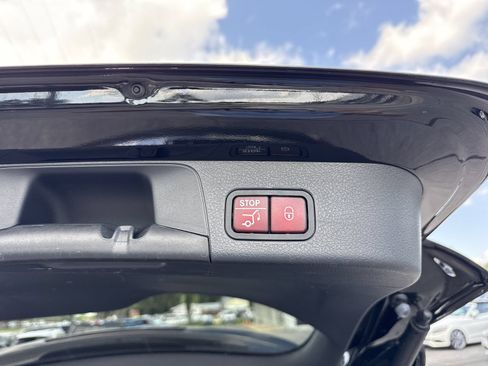 Certified 2024 Mercedes-Benz GLB 250 4MATIC image 30